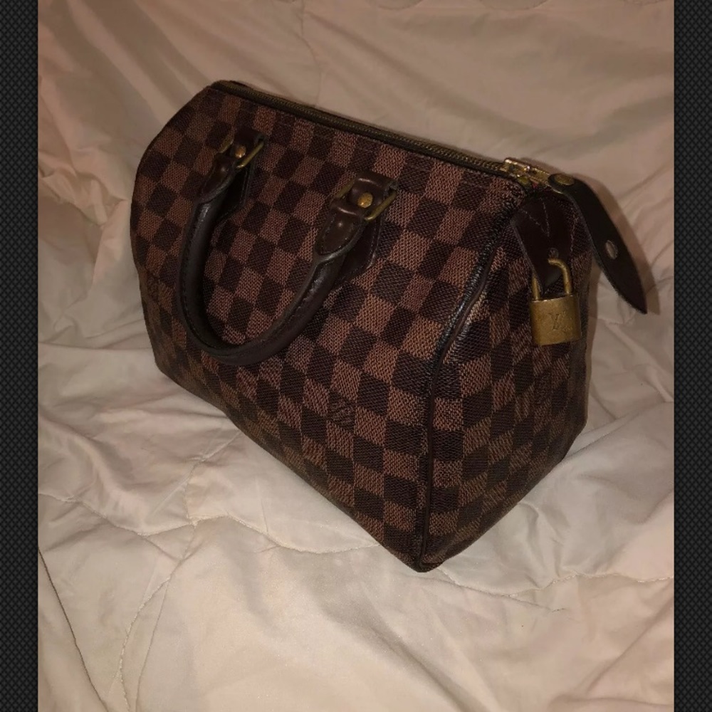 Authentic Louis Vuitton Speedy 25 Damier Ebene